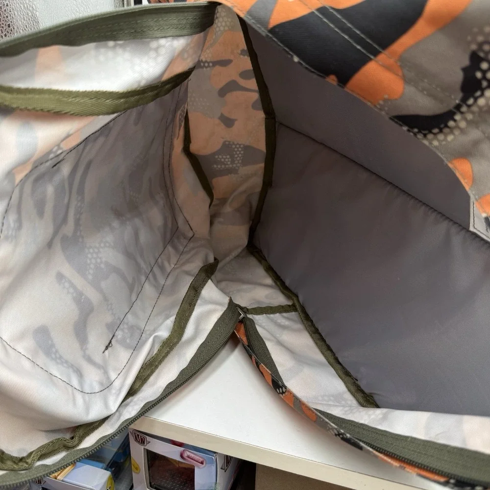 LL‎ Bean 90s Deluxe Backpack Orange Camo Reflective Outdoors School Vintage EUC